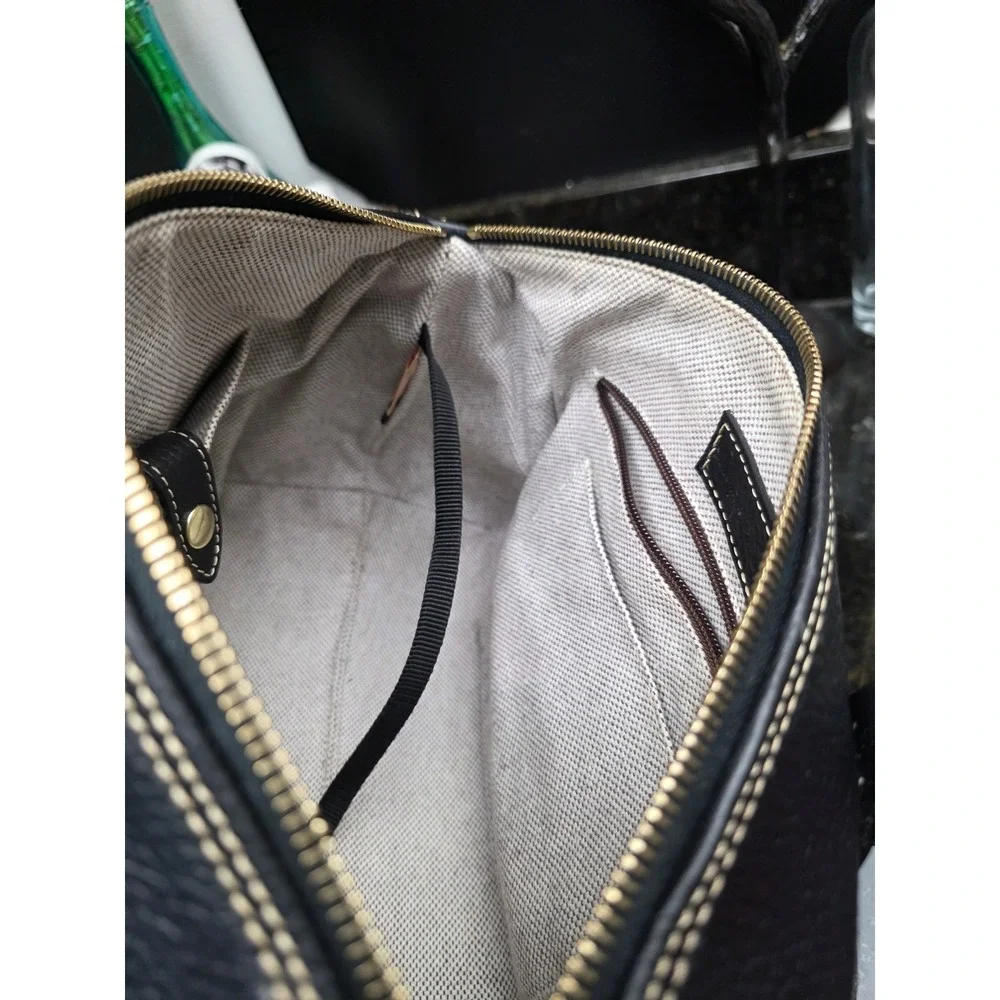 Dooney & Bourke Boston Barrel Bag Black Leather Good Contrast Stitch Satchel